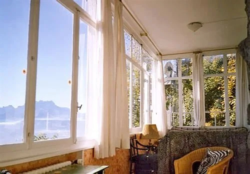 Les Airelles Bed and Breakfast