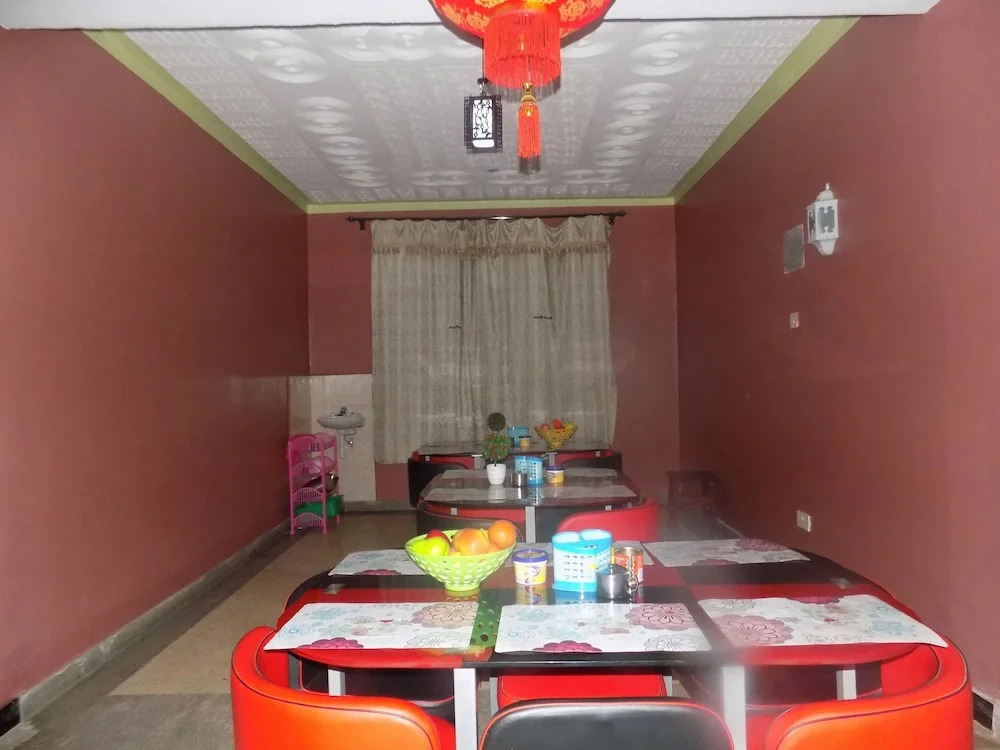 Hotel B Plus