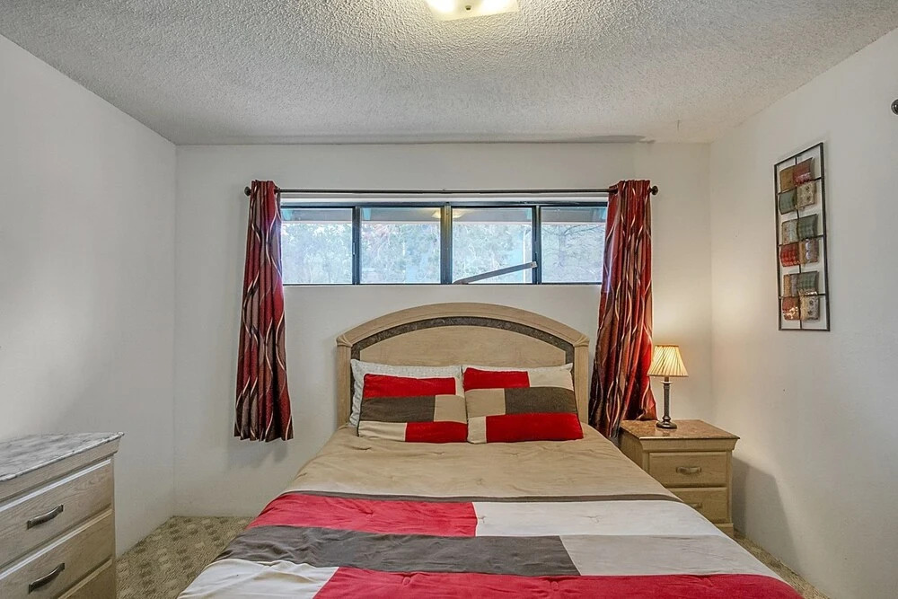 Hummingbird Haven - Charming Ruidoso Retreat 4 Bedroom Home by RedAwning