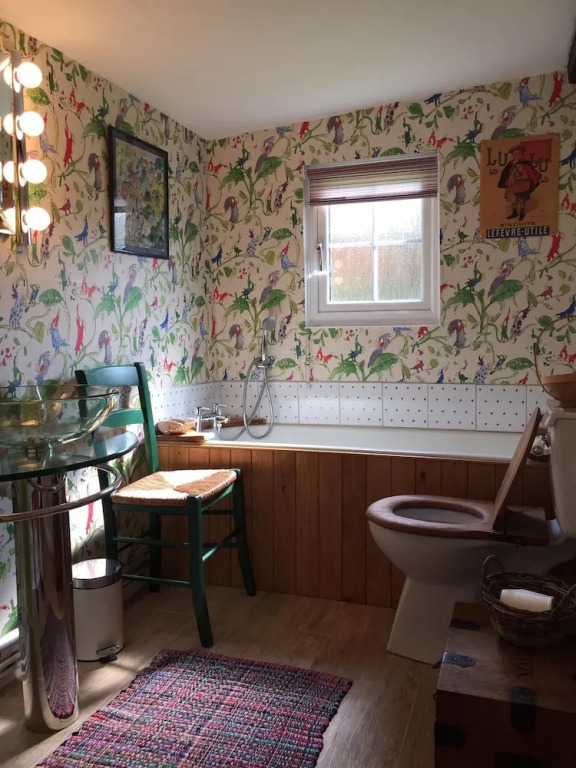 Lous B&B
