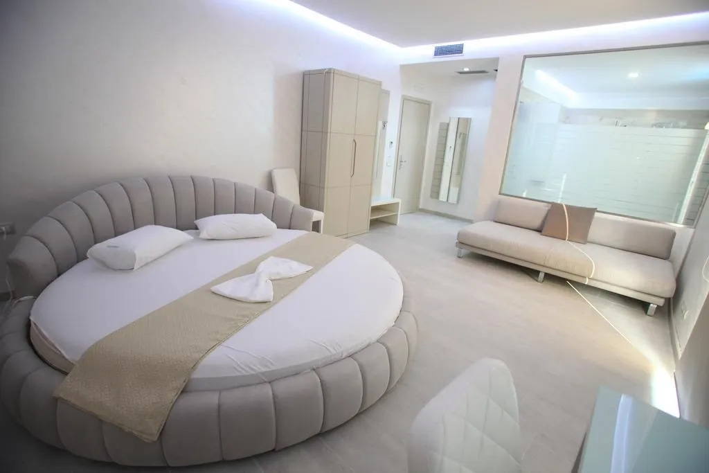 Splendor & Spa