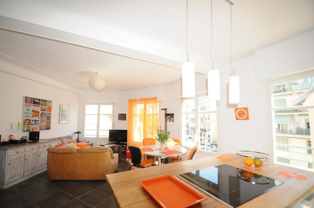 Sunny Solarium