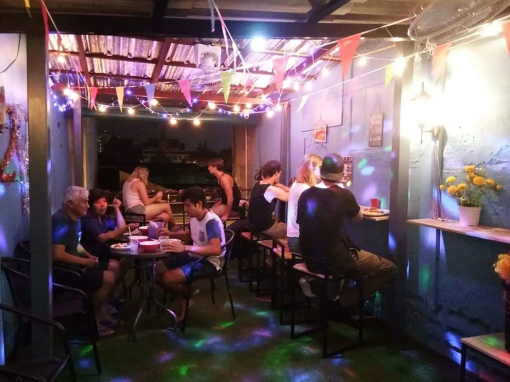 Zee Thai Hostel