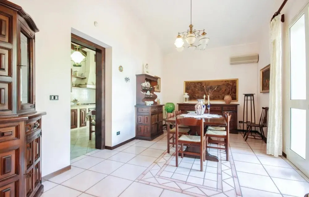 Vito House