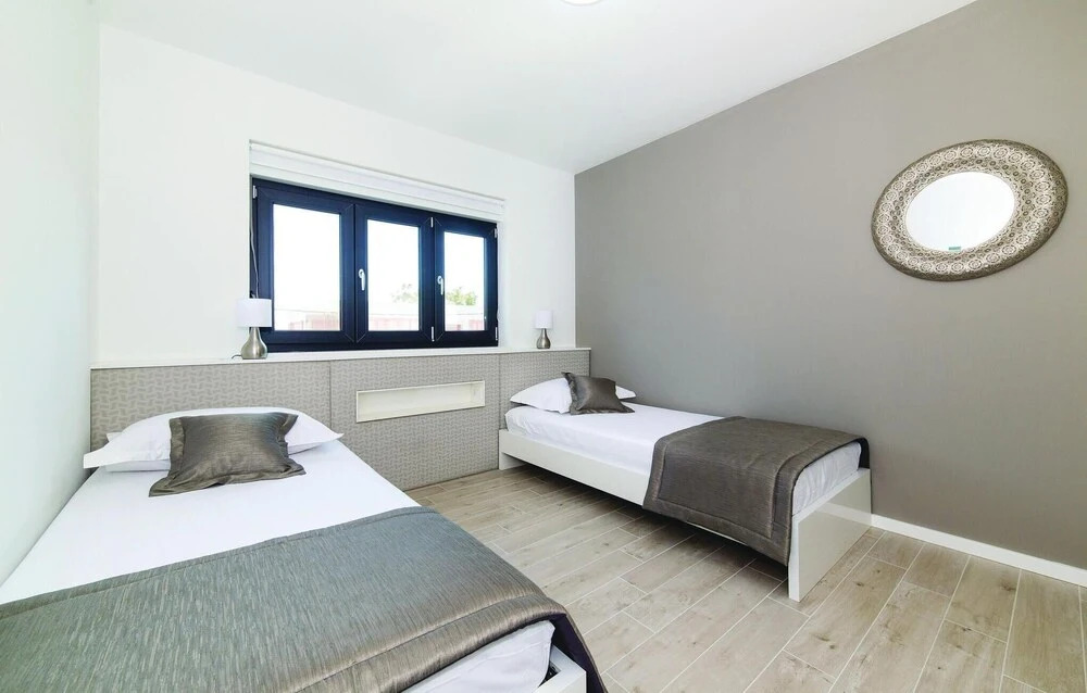 Amazing Home in Kastel Novi With Wifi and 8 Bedrooms