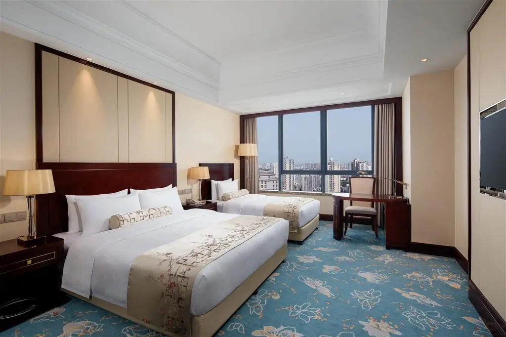 Wyndham Garden Wuxi Huishan