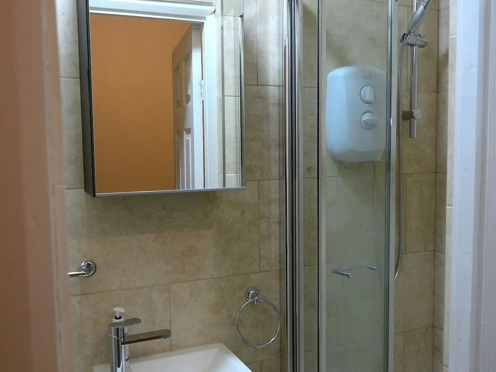 Central Reading Friar Street Serviced Apartment