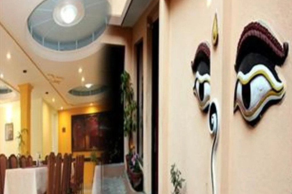 Hotel Pacific