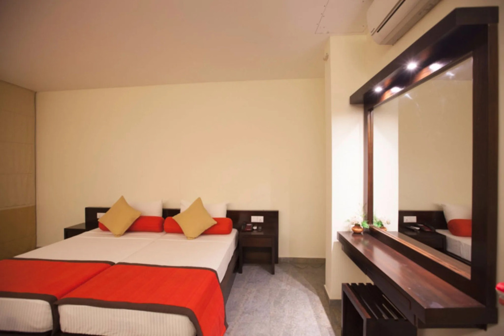 Oak Ray City Hotel