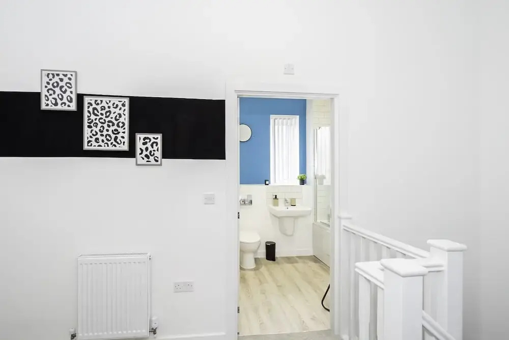 Stunning 3 Bedroom Home in Balsall Heath With Patio and Central Heating