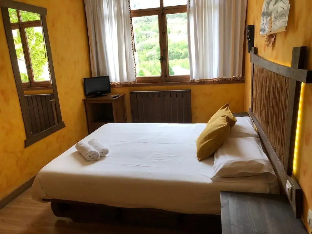 Hotel Torrecerredo