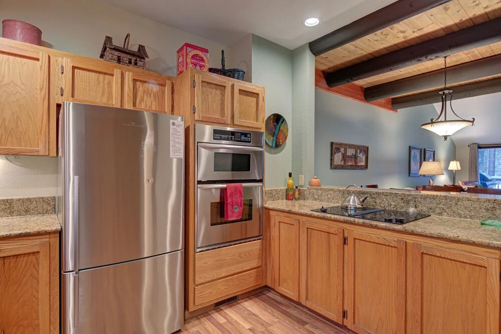 Wildflower Condo #44 by Village Properties at Sunriver