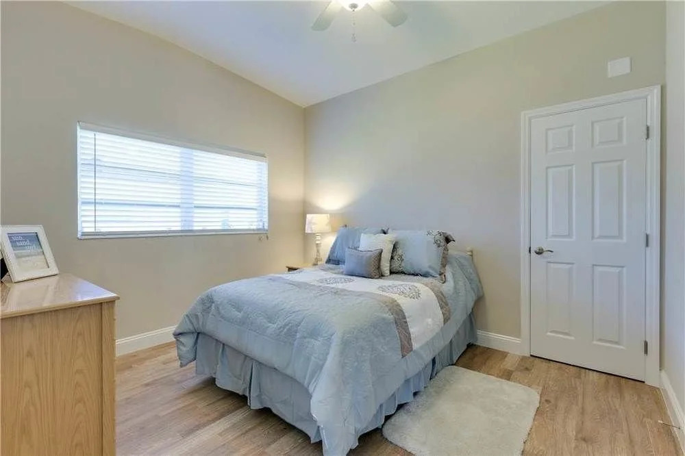 Cutlass Cove Renovated 4Br on Deep Water Canal by RedAwning