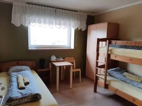 Tristvere Guesthouse-Cafe