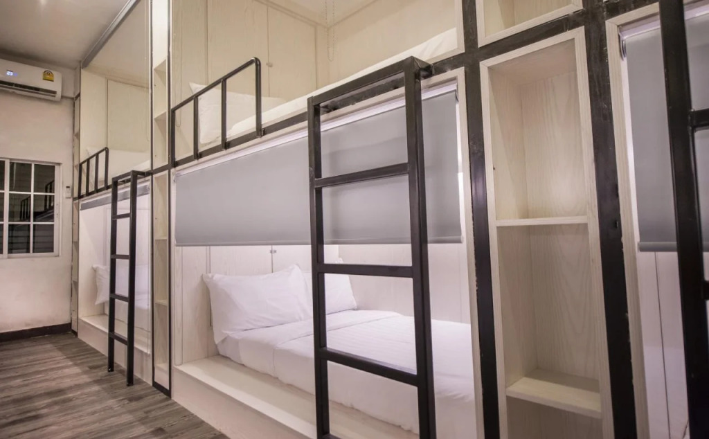 S7 Hostel