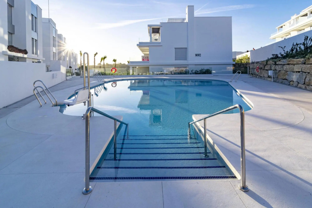 Lm1.2b- Exclusive 2 Bedroom Apartment in Le Mirage