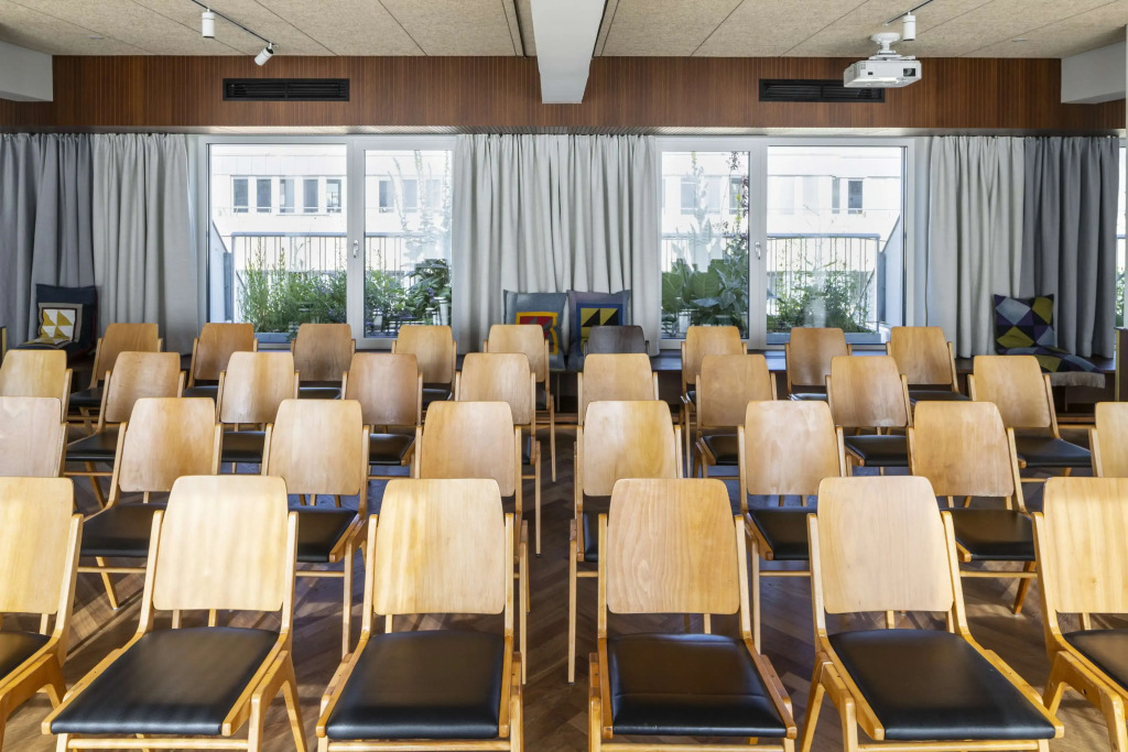 magdas HOTEL Vienna City - First Social Business HOTEL in Austria
