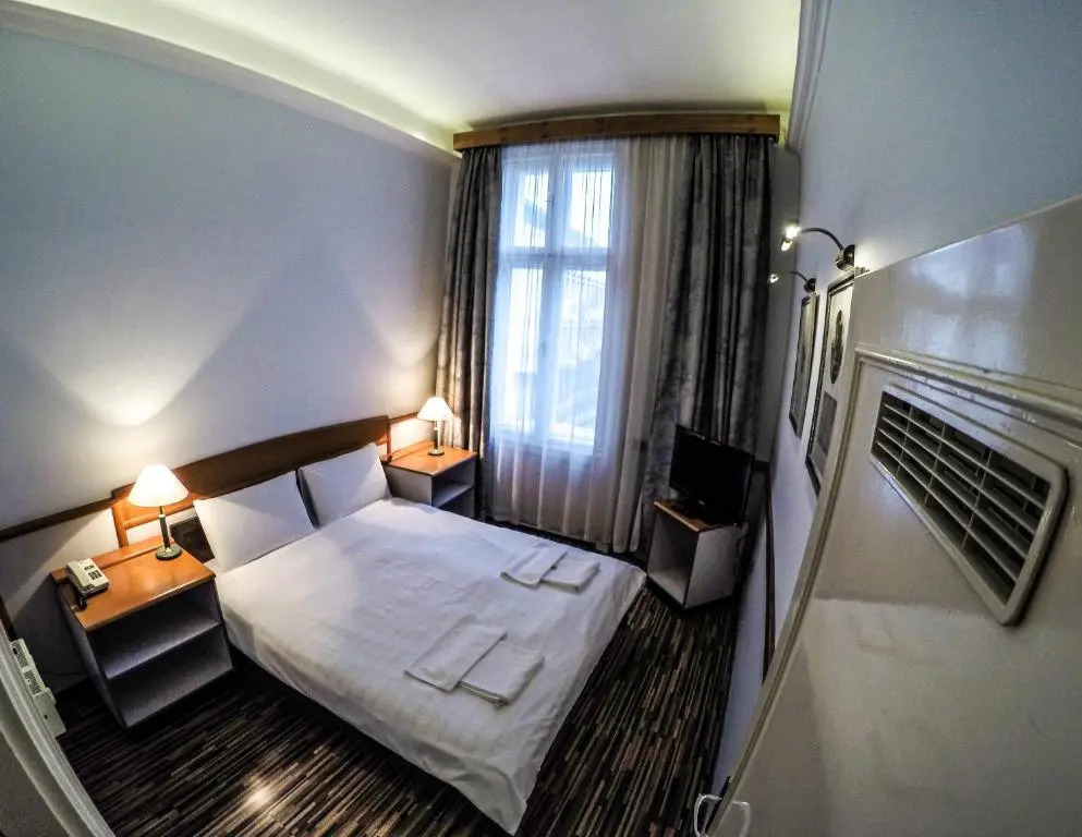 Korona Hotel
