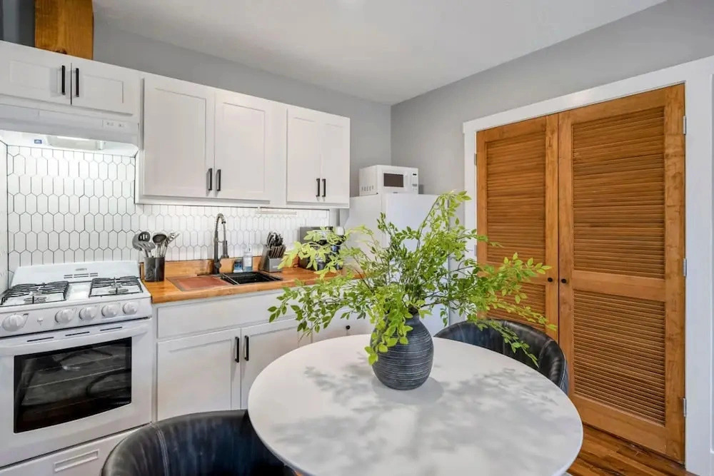 Gated Eado Studio Near Downtown NRG Med Center