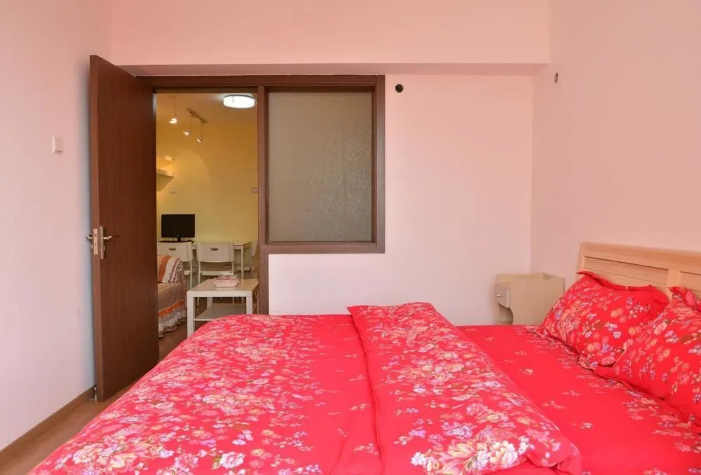 Seven Days Apartment