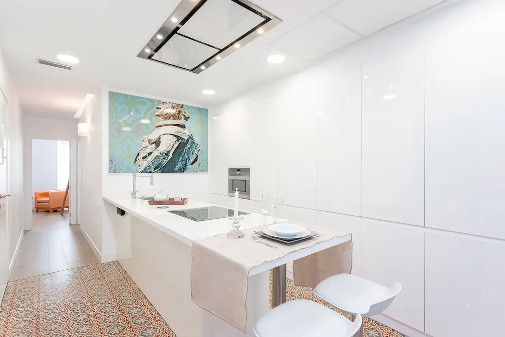 Spectacular 2 bedrooms apartment in the center. Julio Cesar
