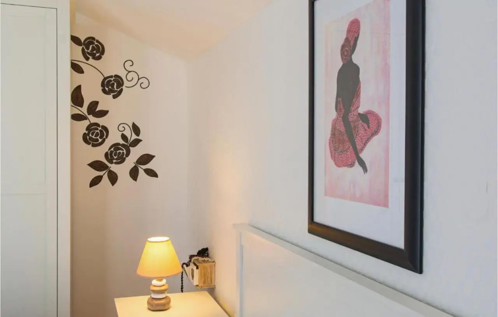 Holiday Home Dicmo With Fireplace 02