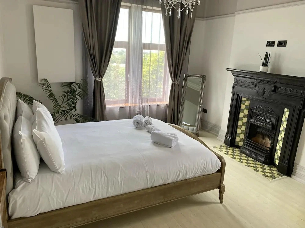 Seaside Retreat at Port Talbot