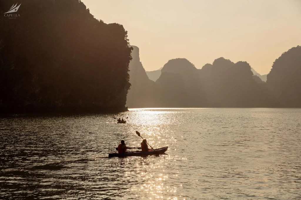 Halong CAPELLACRUISE - Member of Lyra cruise collection