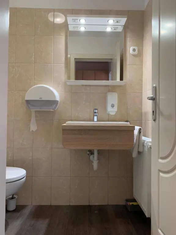 Nimród Hotel és Ètterem