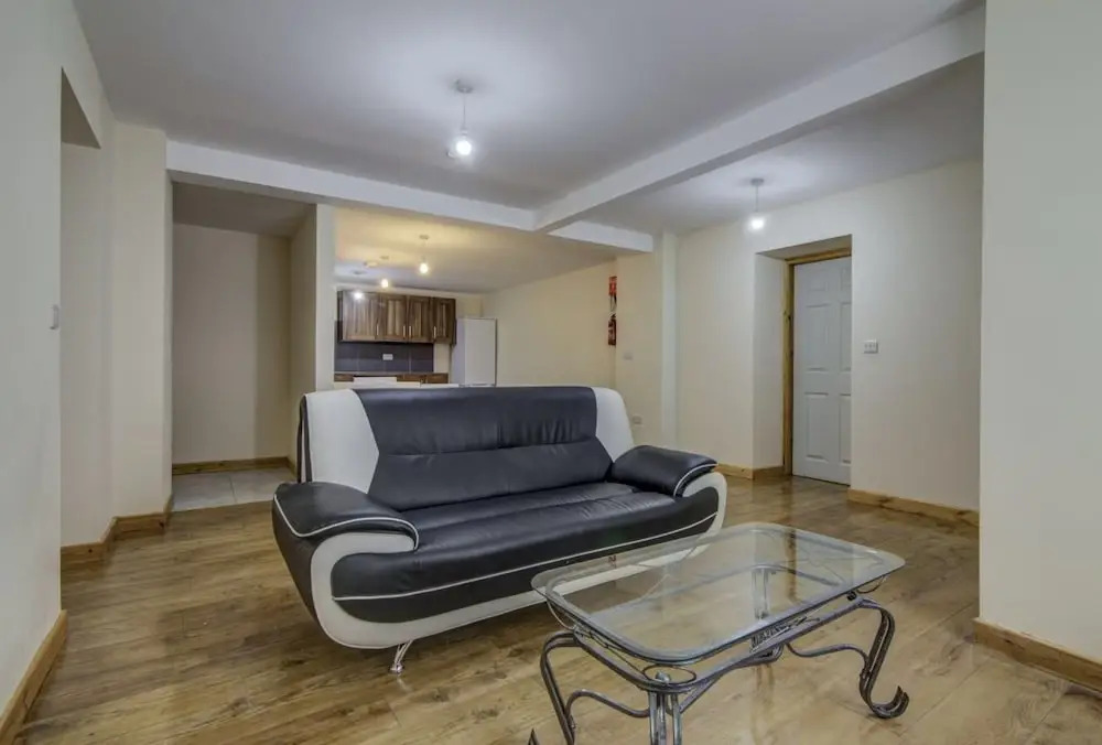 2 Bedroom, Luxury Apartments Throstle's Nest