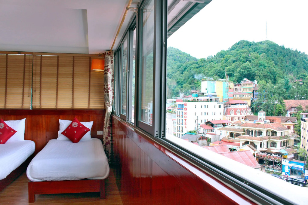 Fansipan View Hotel