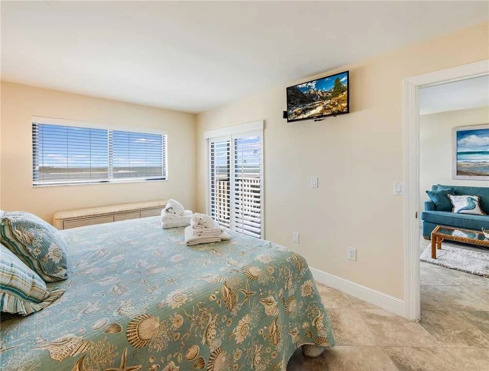 Carlos Pointe 422 - Two Bedroom Condo
