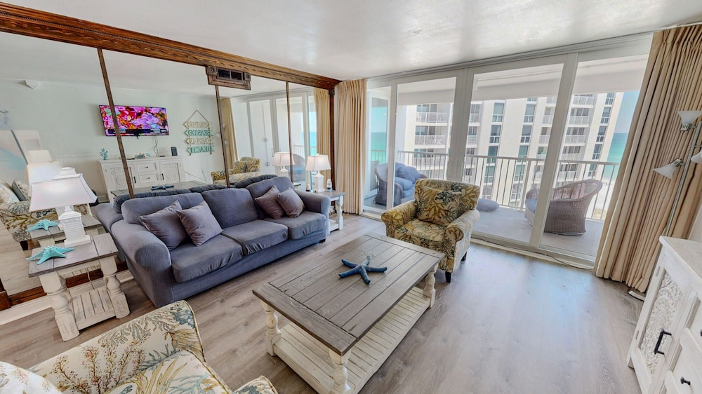 Shoreline Towers 2082 2 Bedroom Condo