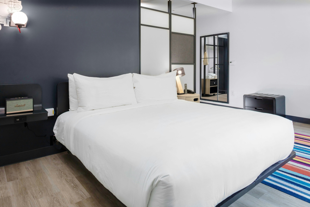 Aloft by Marriott Orlando Lake Buena Vista