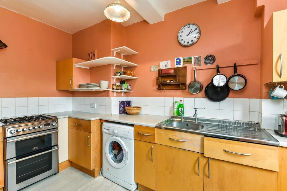 New Super 2 Bed Flat Bethnal Green London Zone 2!
