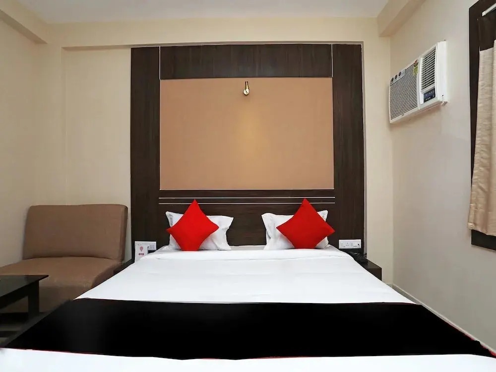 Hotel Globe International by OYO Rooms