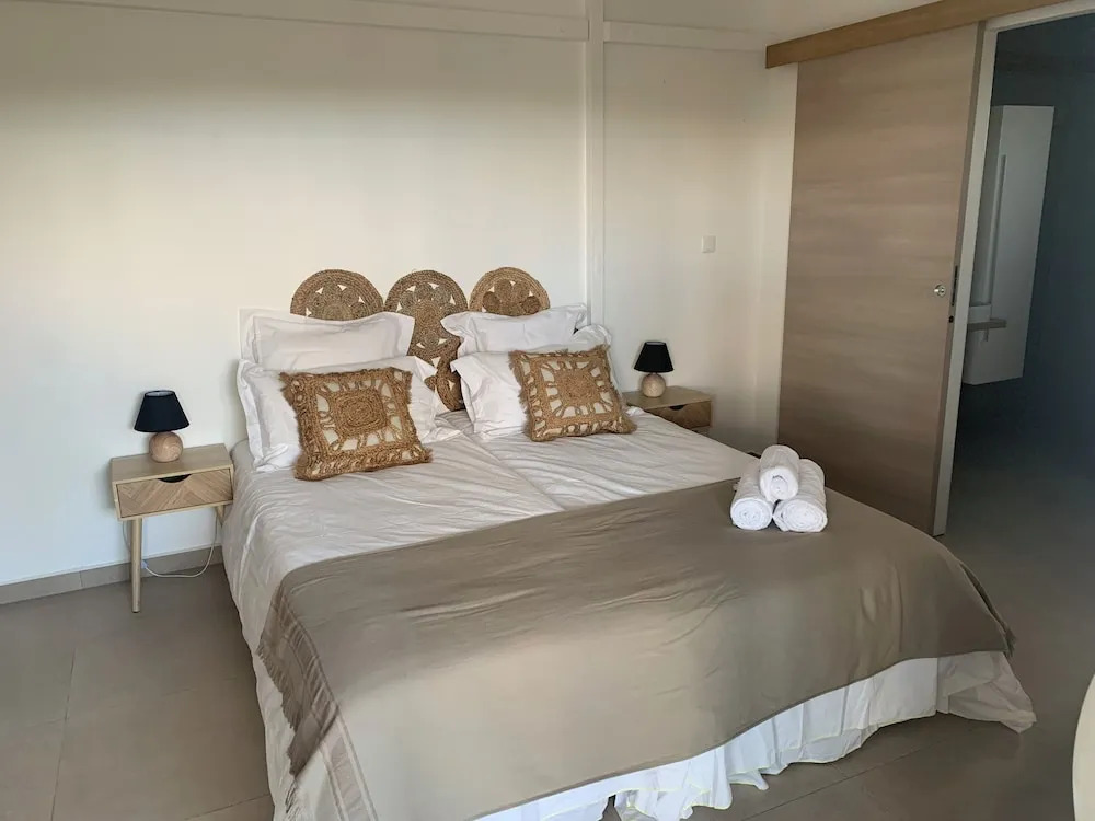 Nakolodge 2 chambres - piscine / jardin privatifs