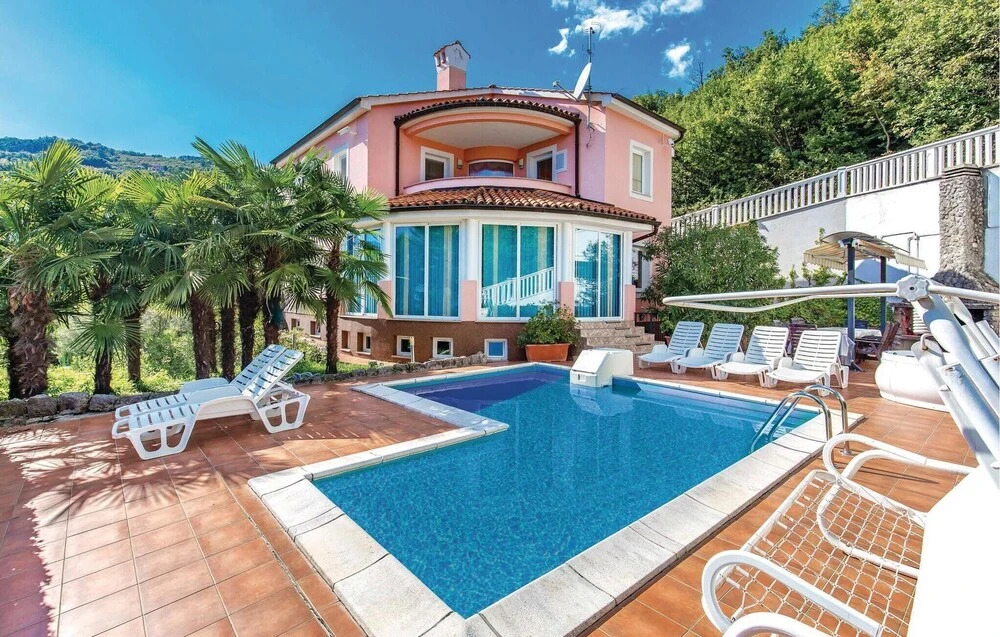 Lovely Home In Opatija With Sauna