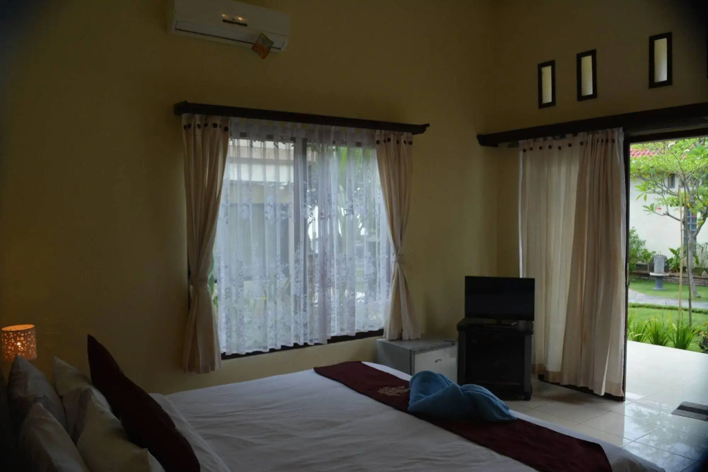 Segara Wangi Beach Cottages
