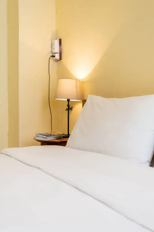 Naret Coliving - Hostel - Adults Only
