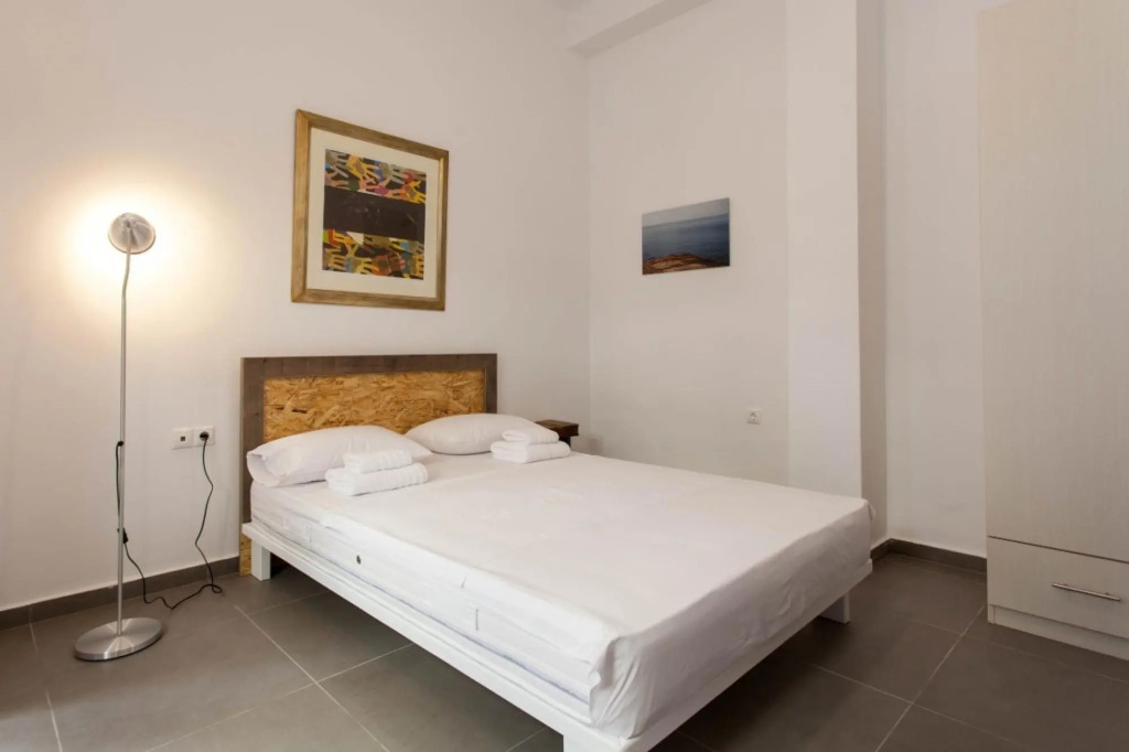 Spacious 4BR House Near Acropolis Roof Garden 12 Guests