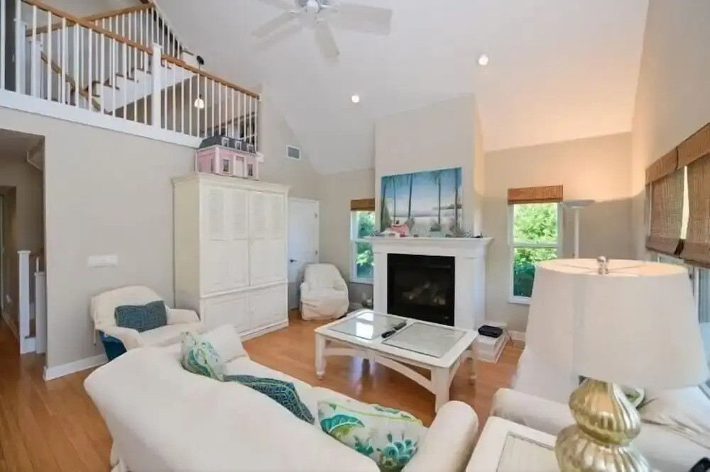 129 51st Street 3 Bedroom Home by RedAwning