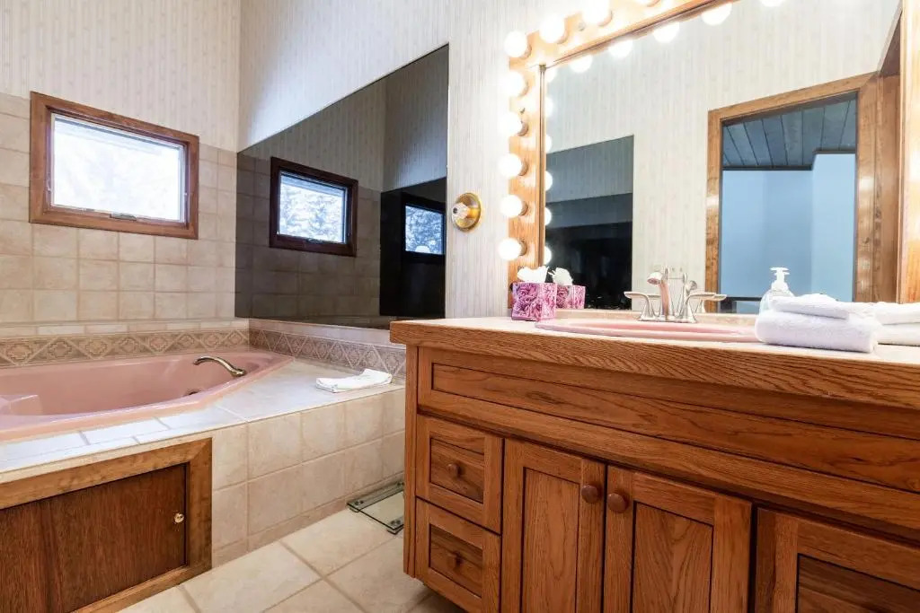 Meadow Creek Townhome by Vail Realty