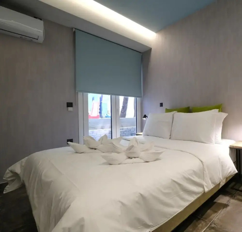 Convenient homm Flat, centre of Glyfada, Metaxa st