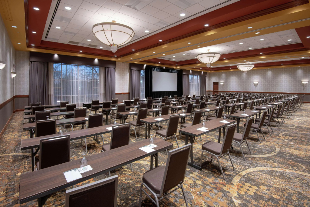 Embassy Suites Northwest Arkansas - Hotel, Spa & Convention