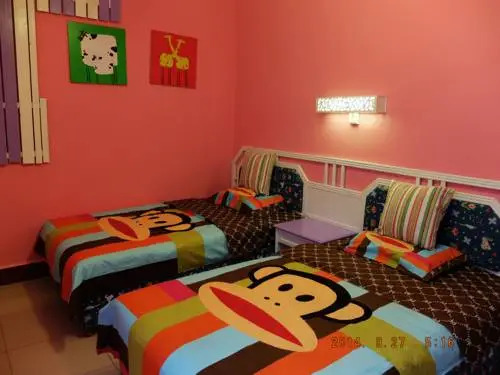 Yangshuo Sloth Coffee Guesthouse