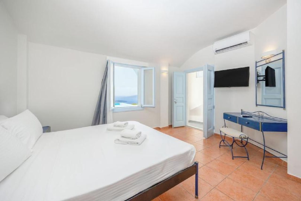 Kastro Suites