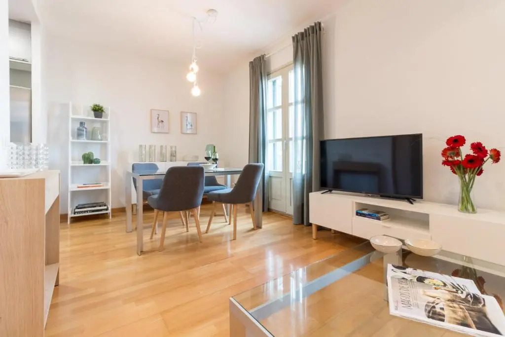 Sibs Bcn- Balmes- Romantic CityCentre Beautiful