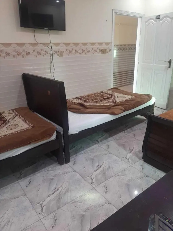 Diamond Hotel