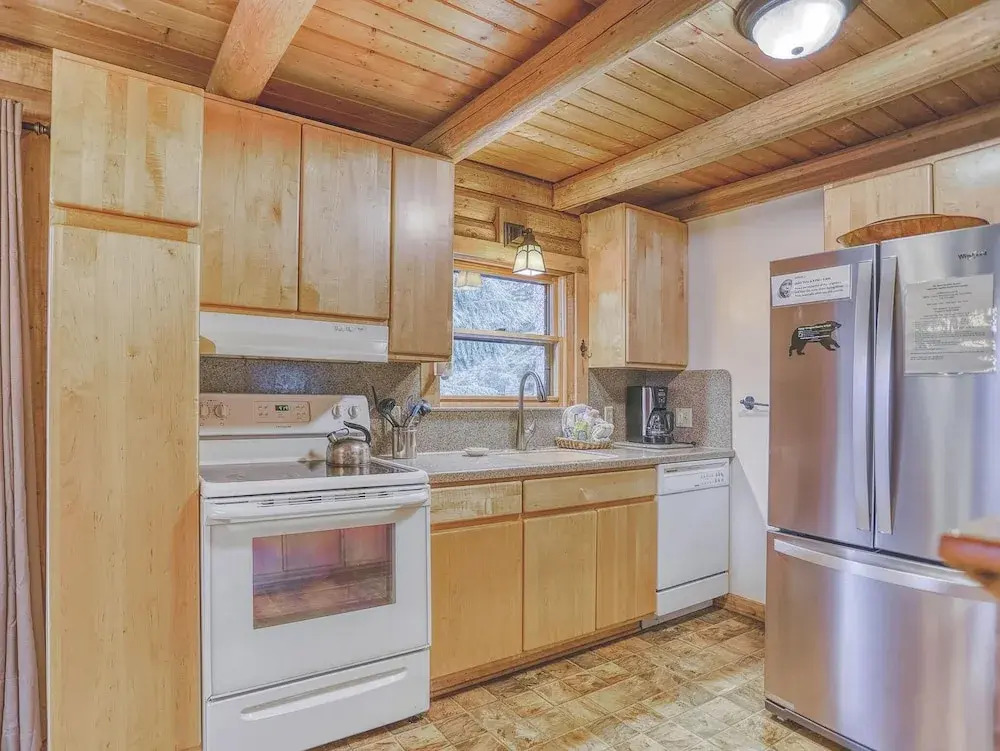 Cedarwood Lodge
